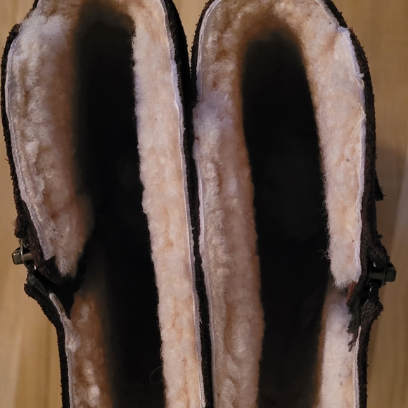 Ugg Jillian 1917 Tall Brown Suede Sheerling Boot - Picture 11 of 15